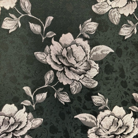 TALBOTS Jacquard Floral Textured Sleeveless Shell Top 8 Office‎ Business Casual - Picture 4 of 6